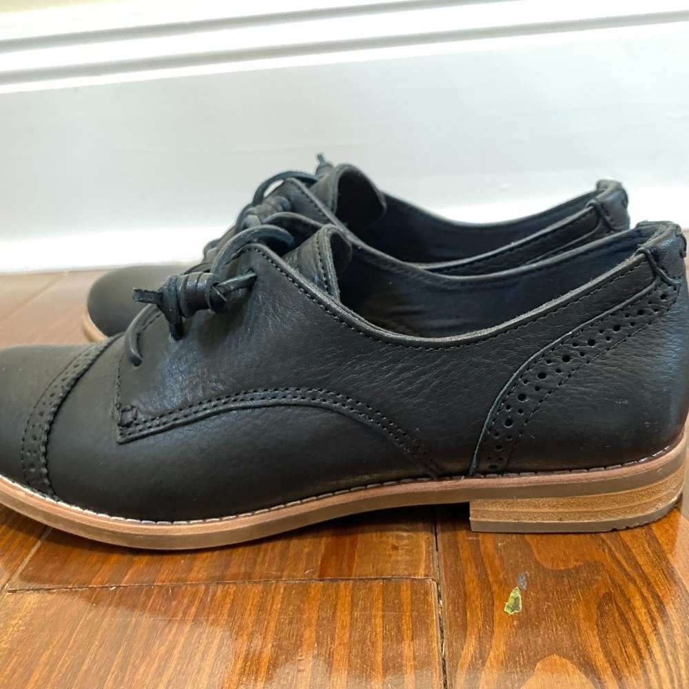 Sperry Oxfords Black leather